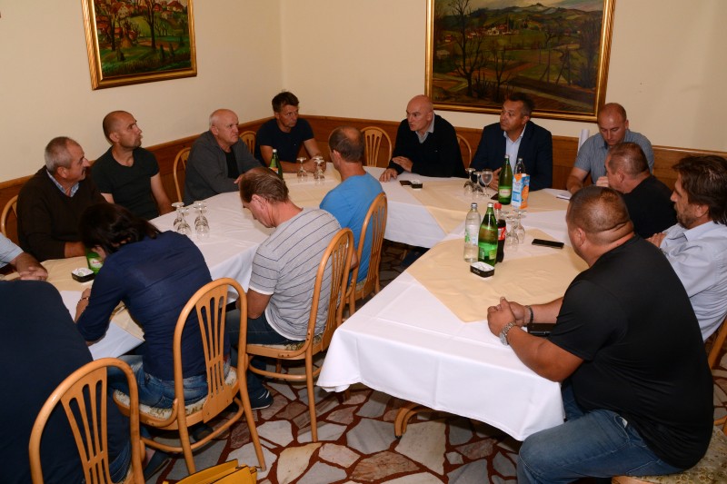 ODRŽAN SASTANAK S PREDSTAVNICIMA LOKALNIH VODOVODA S PODRUČJA OPĆINE GORNJA STUBICA