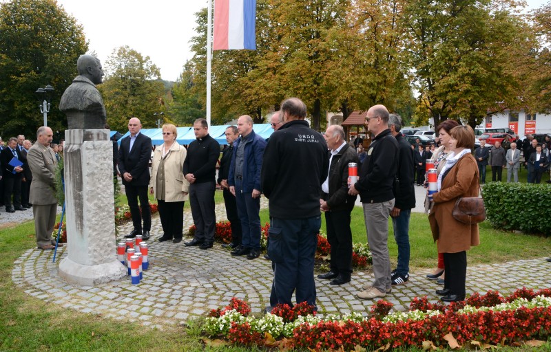 OBILJEŽEN DAN NEOVISNOSTI I DAN BRANITELJA KRAPINSKO-ZAGORSKE ŽUPANIJE