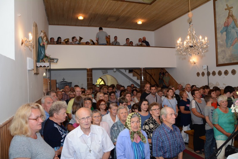 ODRŽANO TRADICIONALNO GODIŠNJE PROŠTENJE U DUBOVCU
