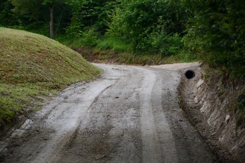 NASTAVLJENO ODRŽAVANJE NERAZVRSTANIH CESTA NA PODRUČJU OPĆINE GORNJA STUBICA