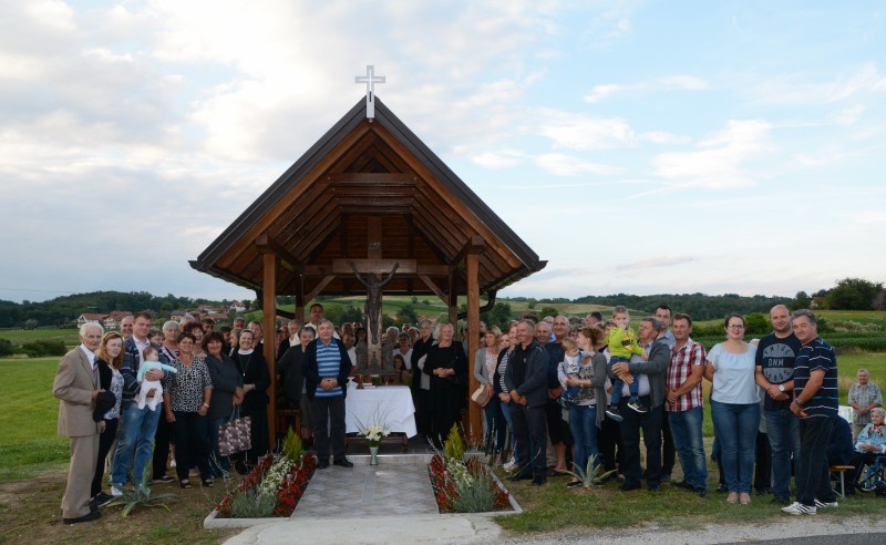 U GUSAKOVCU ODRŽANA SVETA MISA I BLAGOSLOV OBNOVLJENOG RASPELA 