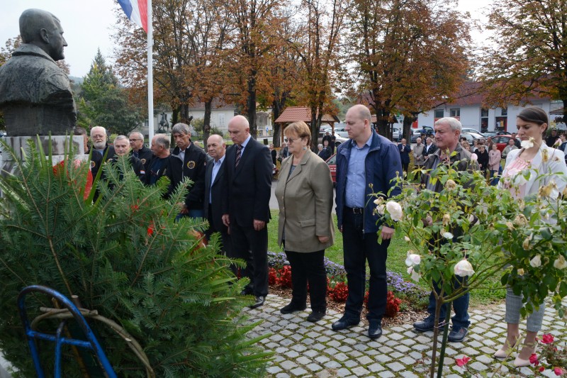 OBILJEŽEN DAN NEOVISNOSTI I DAN BRANITELJA KRAPINSKO-ZAGORSKE ŽUPANIJE