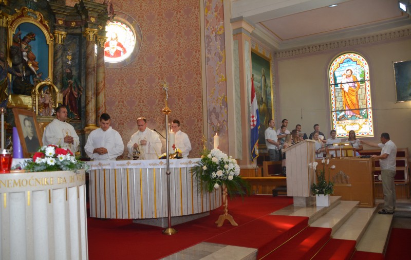 ODRŽANA GODIŠNJA PROSLAVA POSVETE ŽUPNE CRKVE - 