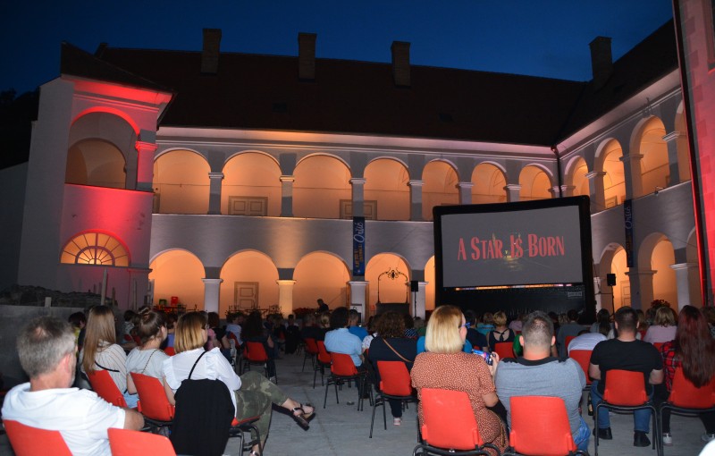 ZAPOČEO GLAZBENO-SCENSKI FESTIVAL 