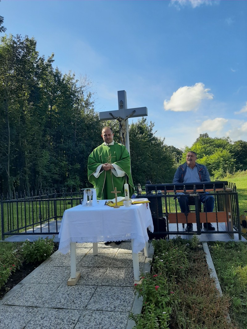 Proštenje kod križa u zaseoku Jakopovići u Dubovcu