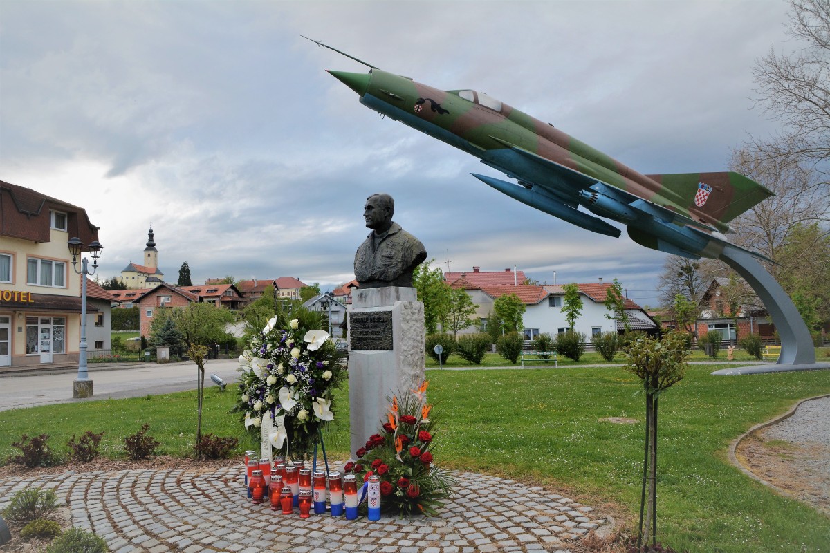 Obilježena 26. obljetnica pogibije Rudolfa Perešina i vojno-redarstvene operacije „Bljesak“