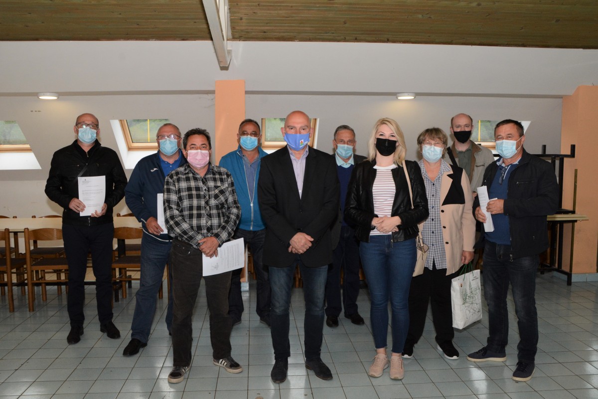 Načelnik Općine Gornja Stubica Jasmin Krizmanić potpisao s udrugama Ugovore o dodjeli financijskih sredstava u 2021. godine u vrijednosti 170.000,00 kuna