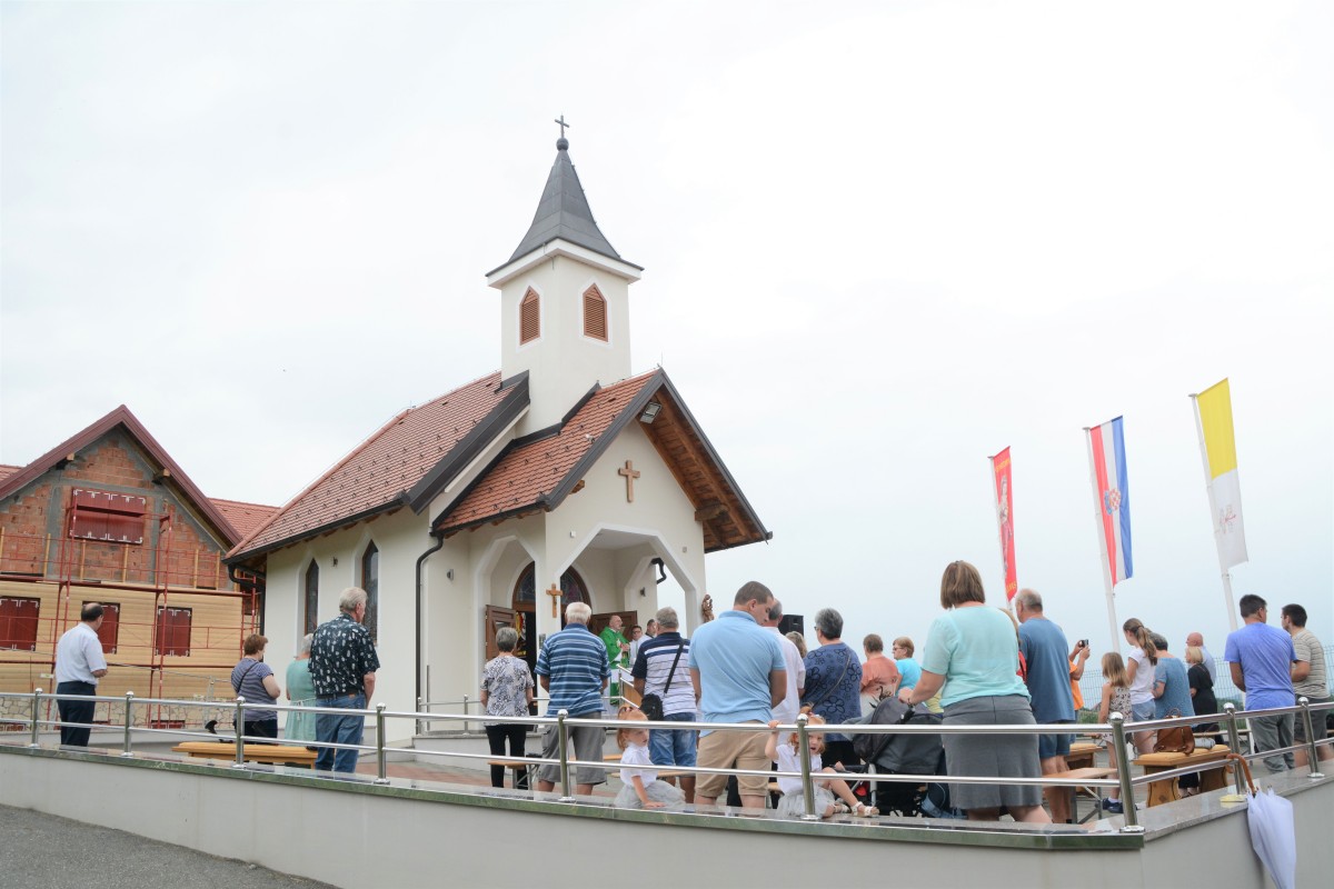 U JAKŠINCU ODRŽANO TRADICIONALNO GODIŠNJE PROŠTENJE 