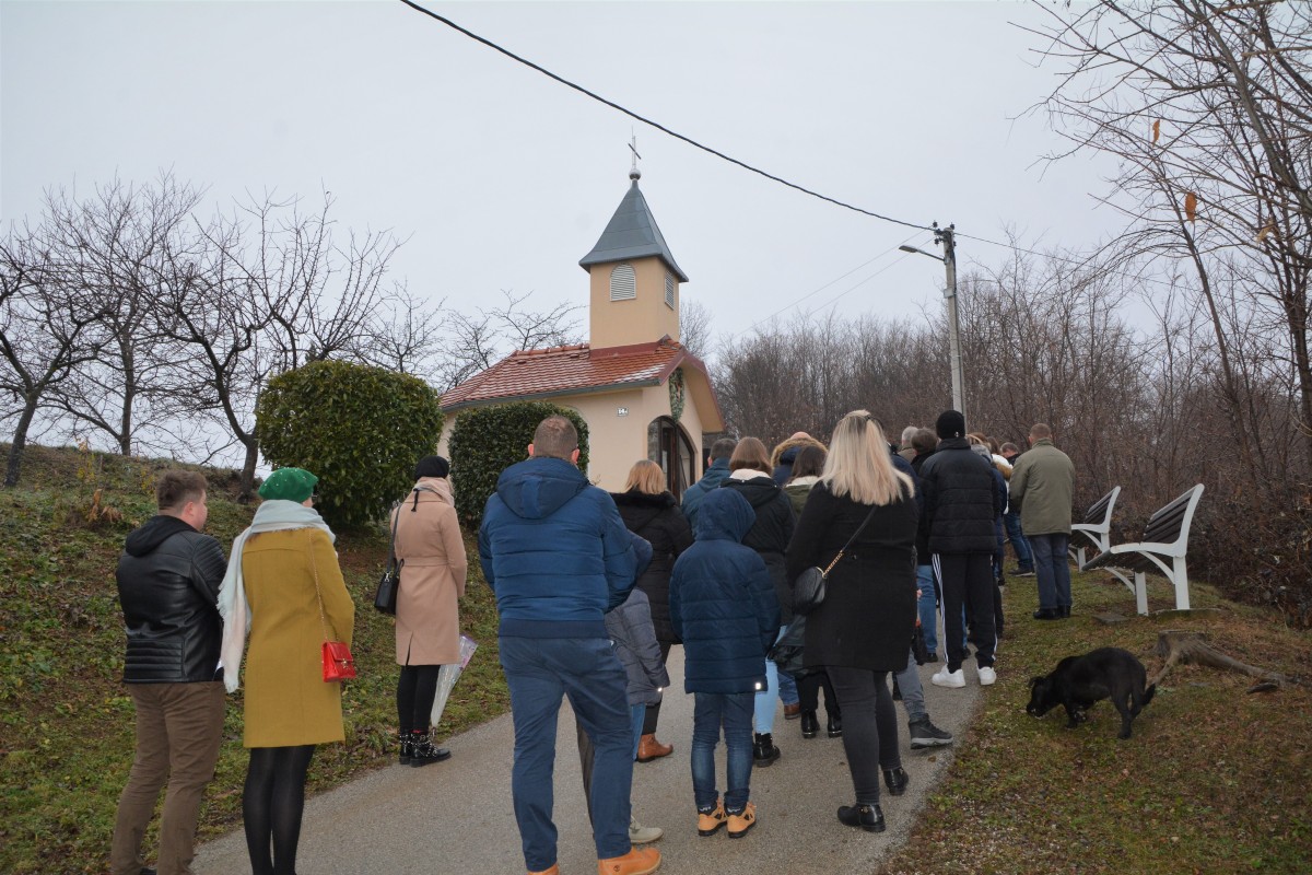 ODRŽANO TRADICIONALNO ŠTEFANJE U HUMU STUBIČKOM KOD KAPELE SVETOG STJEPANA