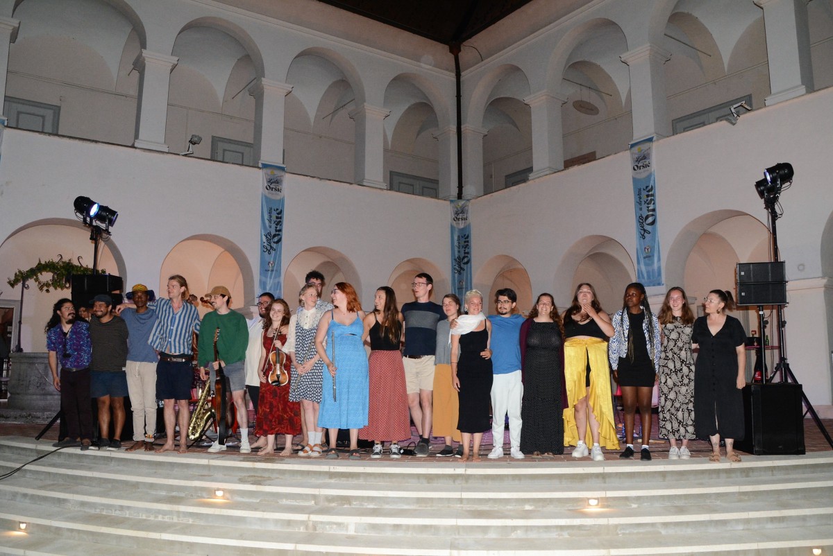 KONCERTOM ETHNO CROATIA U DVORCU ORŠIĆ ZAVRŠEN GLAZBENO-SCENSKI FESTIVAL „LJETO U DVORCU ORŠIĆ