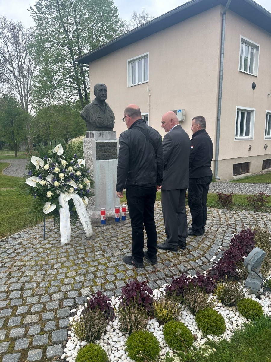 Obilježena 28. obljetnica  pogibije Rudolfa Perešina i vojno-redarstvene operacije „Bljesak“