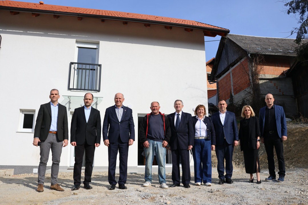 Obnova od potresa: Ministar obišao novu zamjensku kuću u Humu Stubičkom