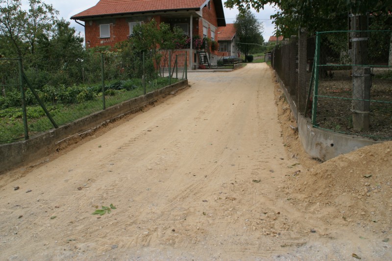 DALJNJE ODRŽAVANJE NERAZVRSTANIH CESTA NA PODRUČJU OPĆINE