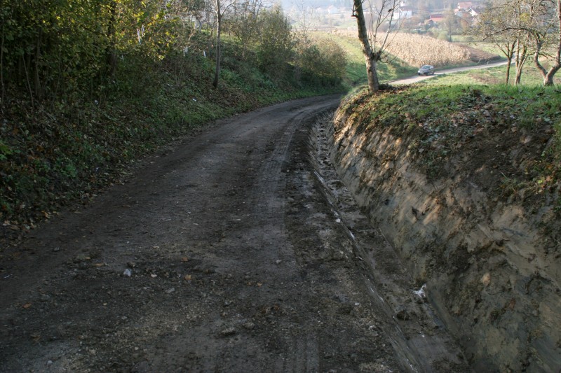 U DOBRIM ZDENCIMA NASTAVLJAJU SE ISKOPI ODVDONIH JARAKA