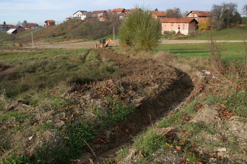 ISKOPI ODVODNIH KANALA U SLANOM POTOKU