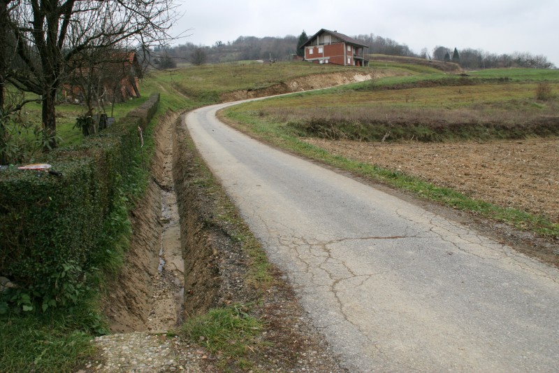 ISKOP ODVODNOG KANALA U PASANSKOJ GORICI