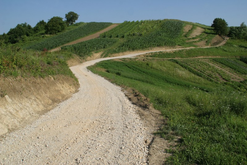 Saniran općinski put u Jakšincu