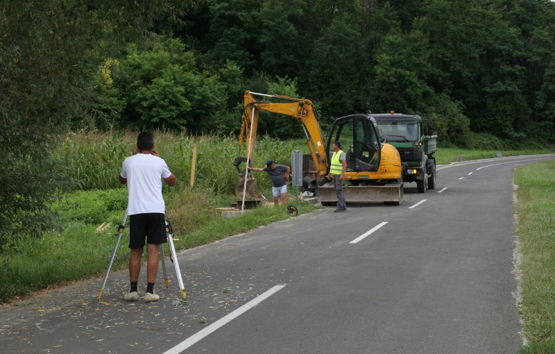 NASTAVAK IZGRADNJE NOGOSTUPA OD PIŠKORICE PREMA SAMCIMA