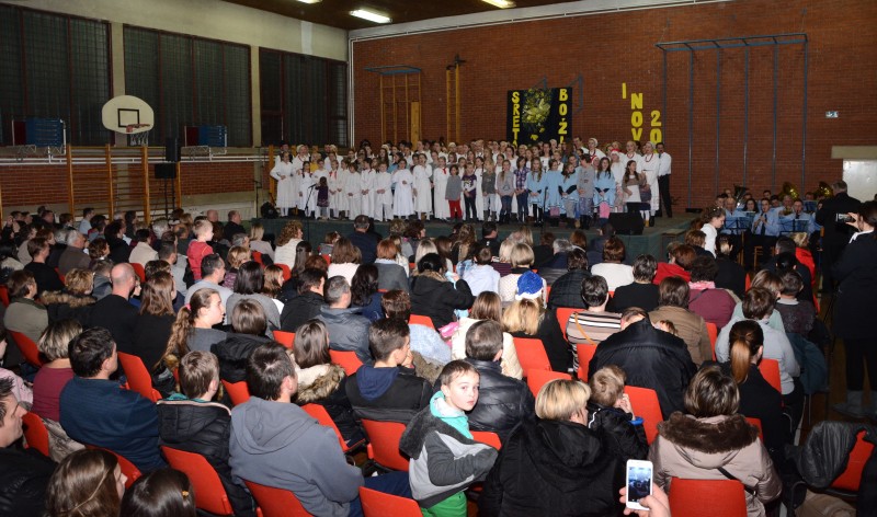 ODRŽAN NOVOGODIŠNJI KONCERT GORNJOSTUBIČKIH UDRUGA POD NAZIVOM „SVIM LJUDIMA DOBRE VOLJE“