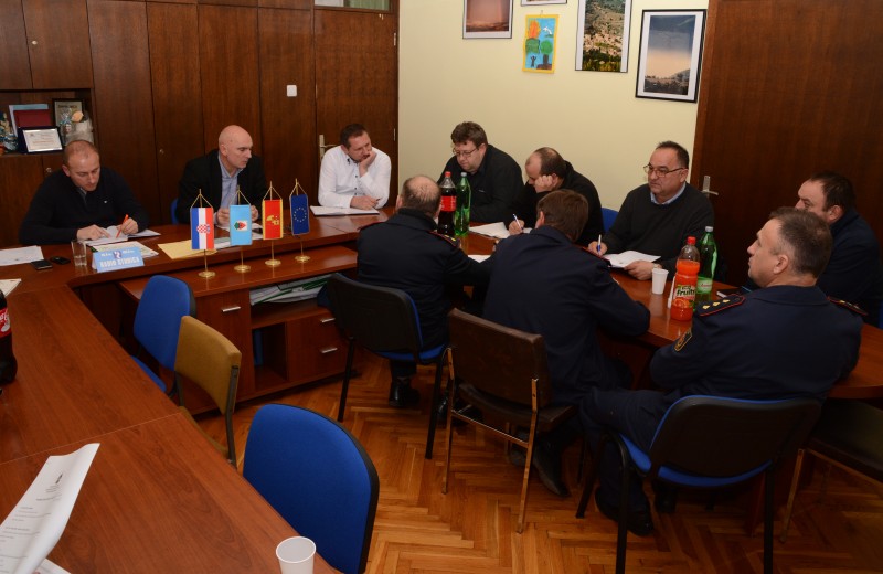 ODRŽAN RADNI SASTANAK S PREDSTAVNICIMA VATROGASNE ZAJEDNICE OPĆINE I PREDSTAVNICIMA GORNJOSTUBIČKIH UDRUGA VEZAN UZ OSIGURANJE XX. SUSRETA ZA RUDIJA